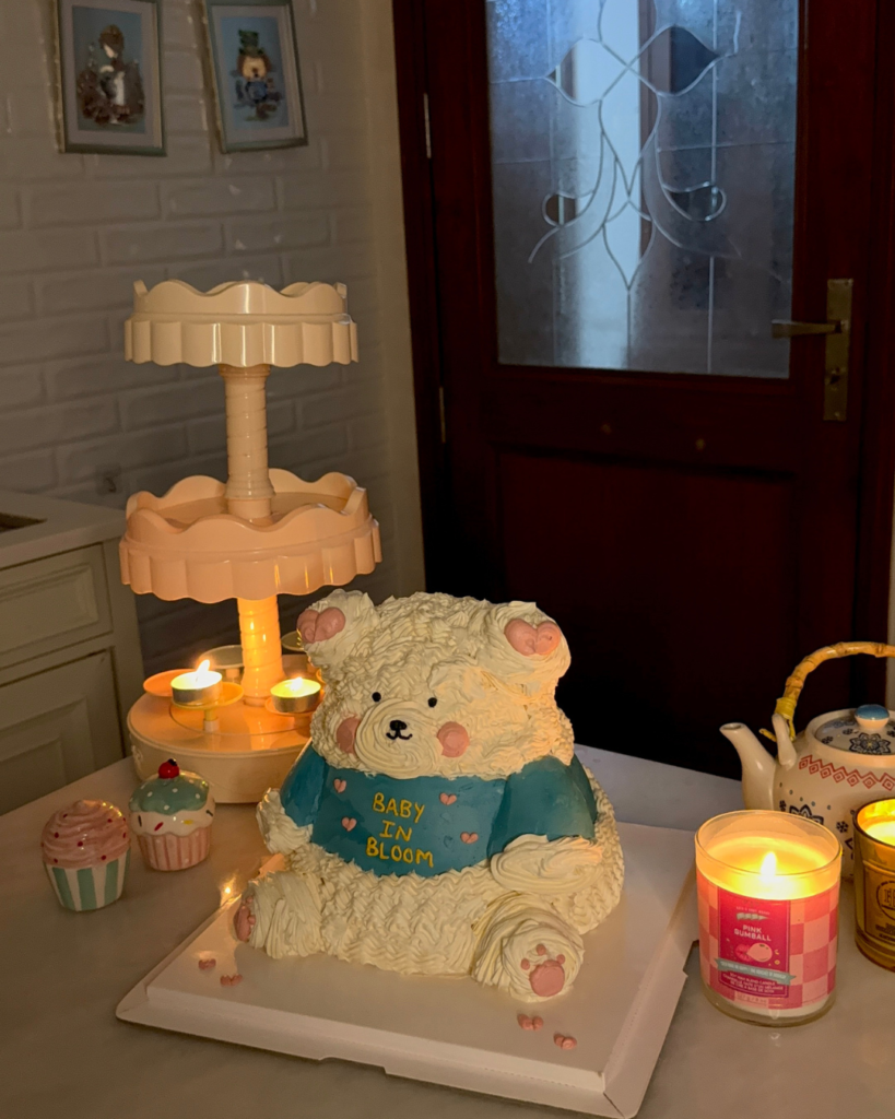 black and white minimalist fashion sale instagram post 3.png